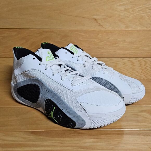 Nike Jordan Tatum 2 GS White Green Black Basketball Kids Sneaker Shoe FJ6459-100 - Picture 2 of 11